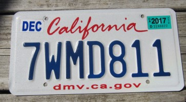 California Lipstick License Plate 2017 DMV