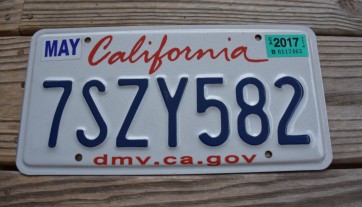 California Lipstick License Plate 2017 DMV