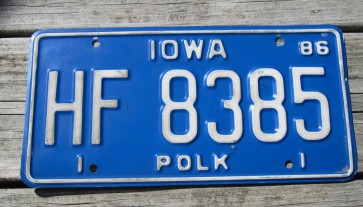 Iowa White Blue License Plate 1986