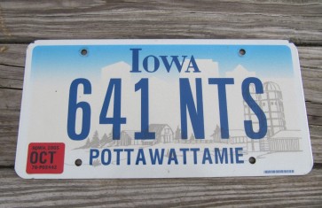 Iowa Farm Scene License Plate Pottawattamine County 2005 651 NTS