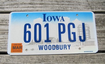 Iowa Farm Scene License Plate Woodbury County 2006