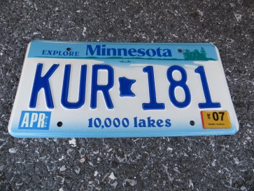 Minnesota Explore Minnesota 10,000 Lakes License Plate 2007