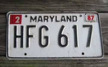 Maryland Black White License Plate 1987