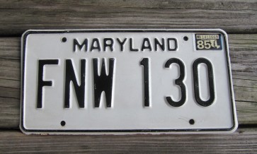 Maryland Black White License Plate 1985