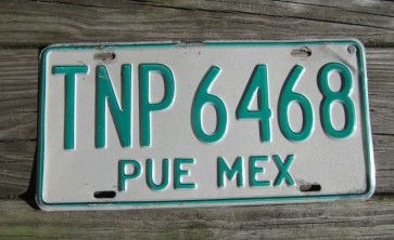 Mexico Puebla Green White License Plate