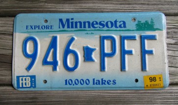 Minnesota Explore Minnesota 10,000 Lakes License Plate 1998