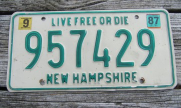  New Hampshire Old Man of The Mountain Live Free or Die License Plate 1987