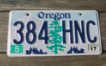  Oregon Tree and Mountains License Plate 2017