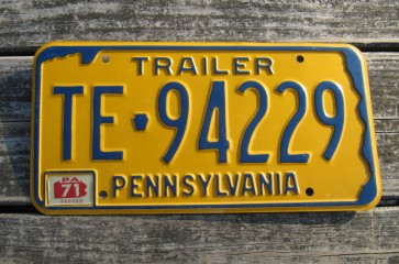 Pennsylvania Trailer State Shaped License Plate 1971