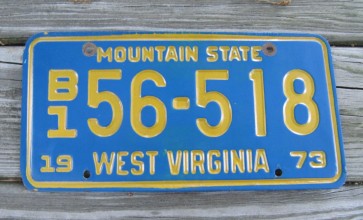 West Virginia Mountain State License Plate 1973 B1 56518