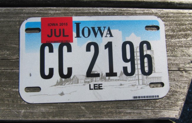 IOWA **SPECIAL £3.99** MOTORCYCLE USA Genuine Pre-Owned License Plate 