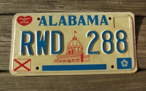 Alabama Capitol Heart of Dixie License Plate 1970's