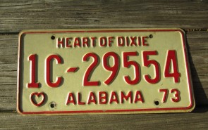 Alabama Capitol Heart of Dixie License Plate 1973