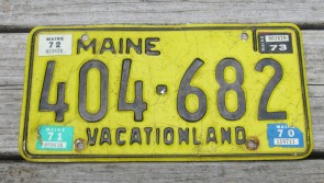 Maine Yellow Black License Plate Vacationland 1973