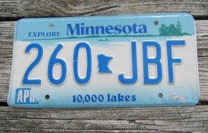 Minnesota Explore Minnesota 10,000 Lakes License Plate 1990's