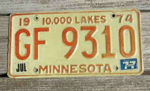 Minnesota Orange White 10,000 Lakes Plate 1977