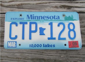 Minnesota Explore Minnesota 10,000 Lakes License Plate 2006