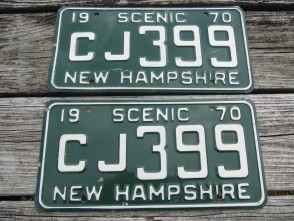 New Hampshire Green White License Plate Pair Live Free or Die 1970