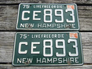 New Hampshire Green White License Plate Live Free or Die 1979