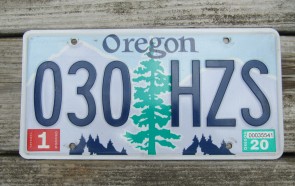  Oregon Tree and Mountains License Plate 2020