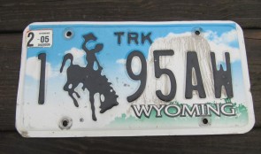 Wyoming Devils Tower Truck License Plate 2005 195AW